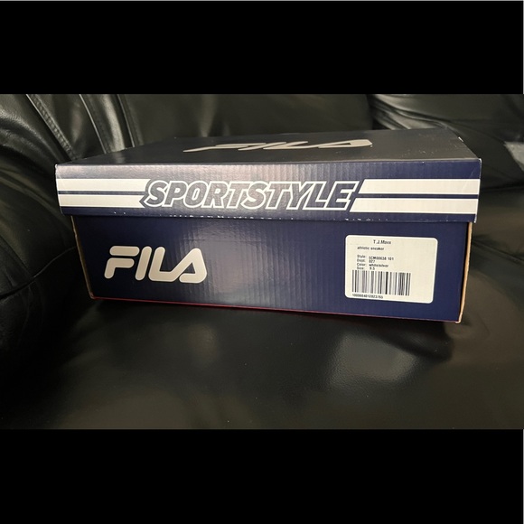 FILA Sneaker Box [empty] - Picture 3 of 4